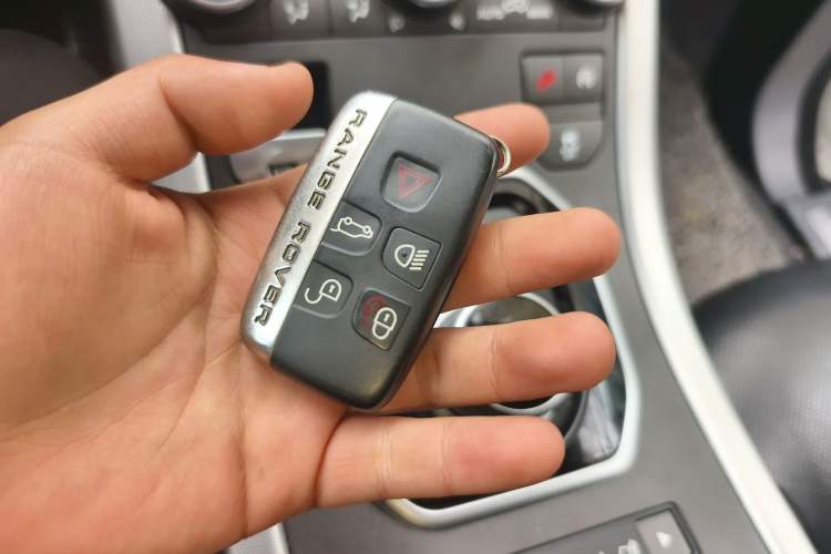 Used Land Rover Range Evoque 2015 2.0T Five-Door Sporty Edition Interior 1