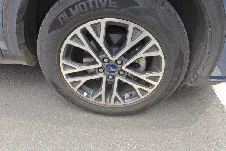 Used Ford Escape 2020 EcoBoost 245 Four-Wheel Drive Titanium Edition