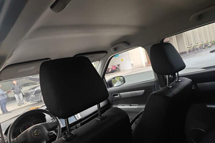 Used Suzuki Swift 2014 1.5L Automatic Fashion Edition