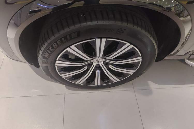 Used Volvo XC90 2024 B6 Zhiyi Luxury 7-Seater Left Front Wheel Hub