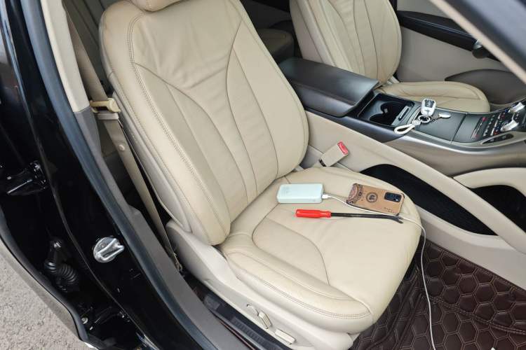 Used Lincoln MKX 2015 2.0T Two-Wheel Drive Deluxe Edition