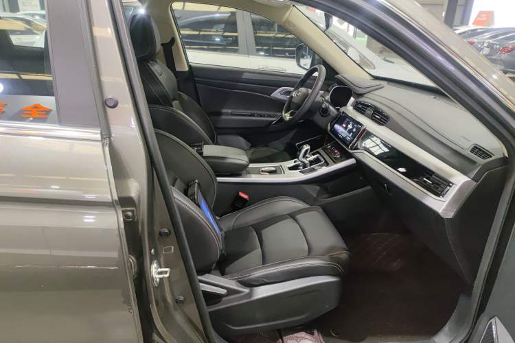 Used Geely Auto Emgrand X7 Sport 2021 1.8TD DCT Two-Wheel Drive Asian Games Comfort Edition
