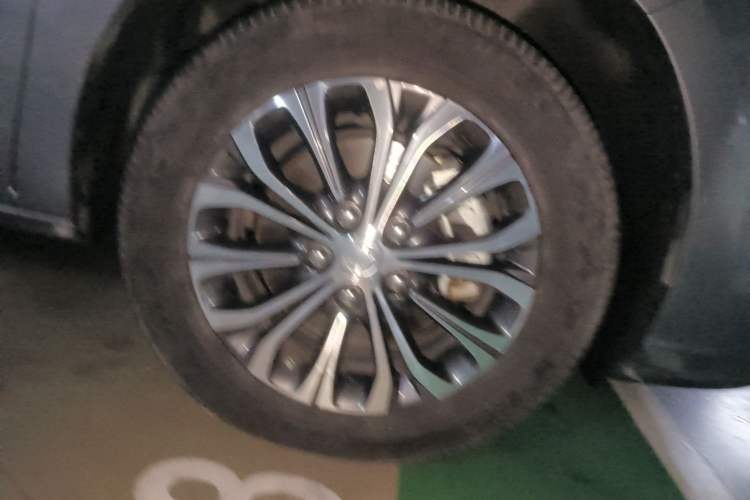 Used Buick GL8 2021 Land Cruiser Executive Class 652T Luxury Model
