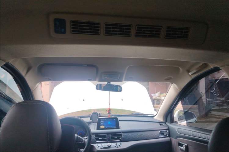 Used Dongfeng Fengon 330 2019 1.5L Manual Practical II China VI