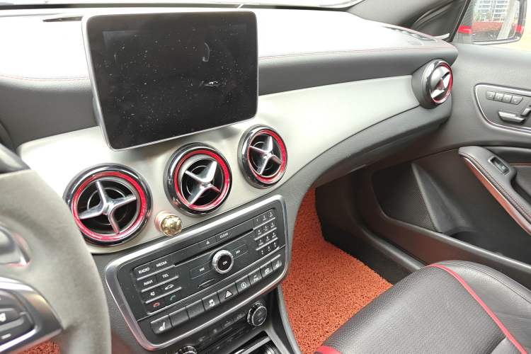 Used Mercedes-Benz GLA AMG 2016 AMG GLA 45 4MATIC Audio And AC Panel