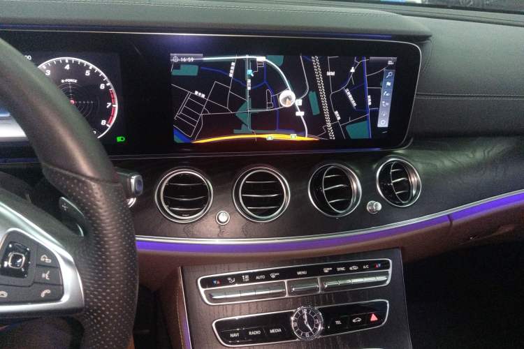 Used Mercedes-Benz E-Class 2018 E 300 L Sport Luxury Edition Audio And AC Panel