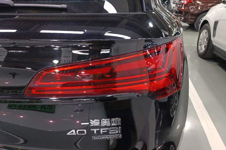 Used Audi Q5L 2023 40T Luxury Dynamic Model
