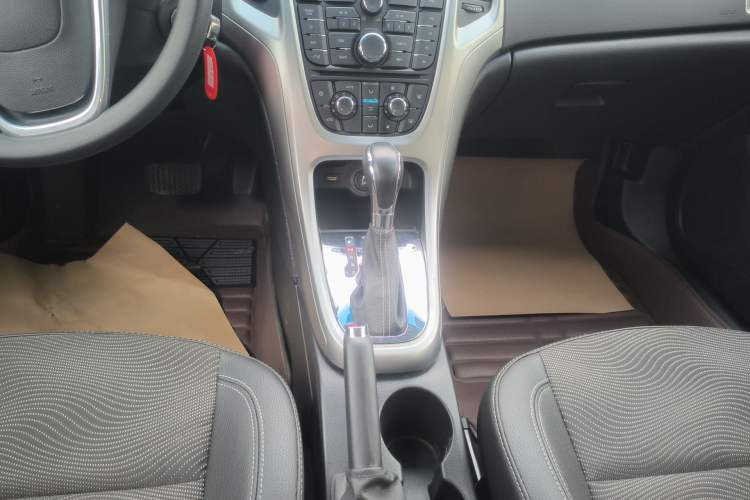 Used Buick GT 2014 XT 1.6L Automatic Fashion Edition
