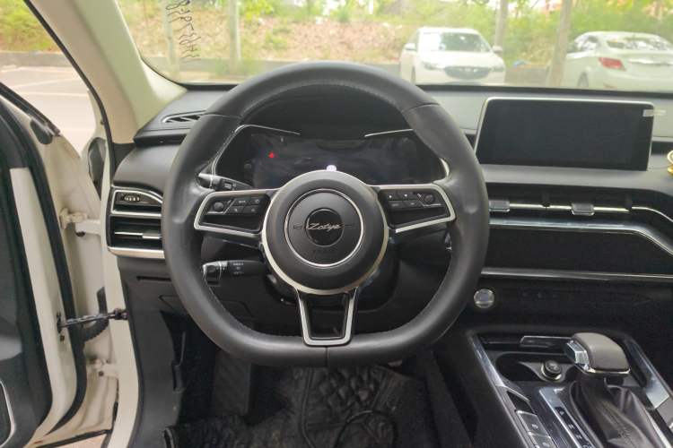 Used Zotye T500 2018 1.5T Automatic Smart Connected Prestige Model Steering Wheel