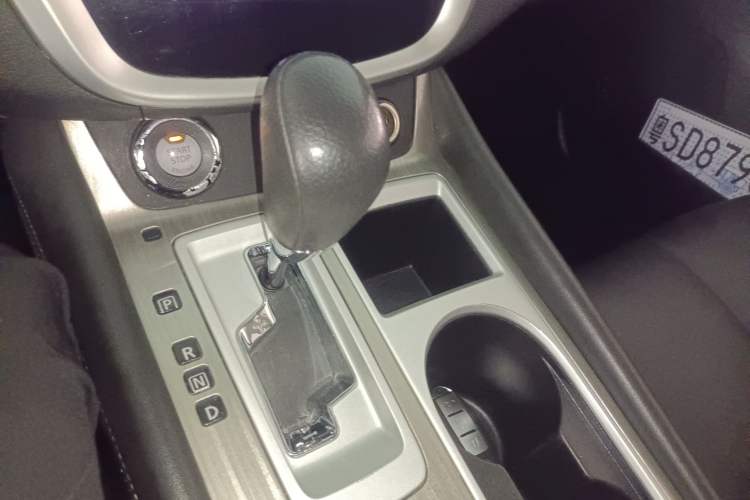 Used Nissan Murano 2019 2.5L XE Two-Wheel Drive Elite Version China VI Standard
