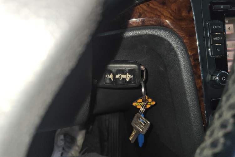 Used Volkswagen Passat 2011 1.8TSI DSG Prestige Edition Vehicle Key