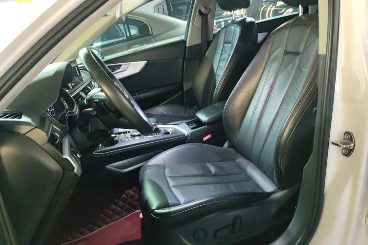 Used Audi A4L 2017 45 TFSI quattro Sport Edition
