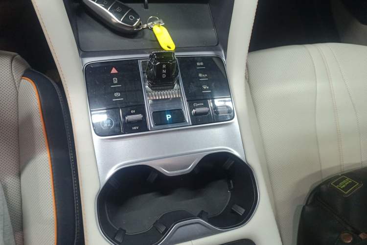 Used BYD Song PLUS New Energy 2024 HONOR Edition DM-i 110km Flagship PLUS
