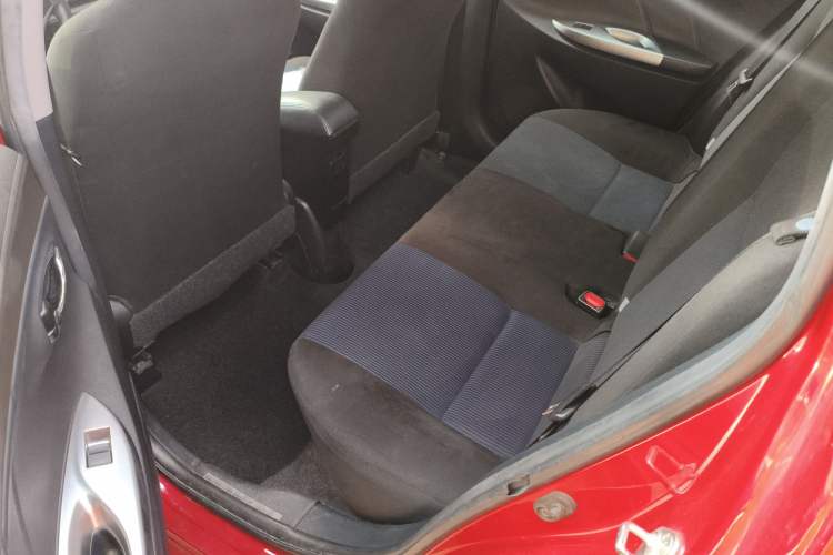 Used Toyota YARiS L Zhi Xuan 2015 1.5E Automatic Charm Edition Left Rear Seat