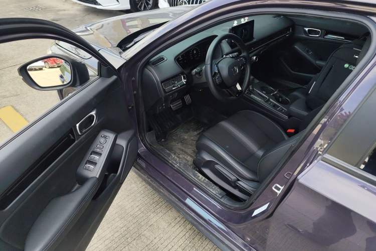 Used Honda Civic 2023 HATCHBACK 240TURBO CVT Extreme Edition
