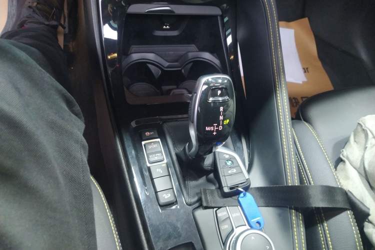 Used BMW X2 2023 xDrive 25i Shining Edition
