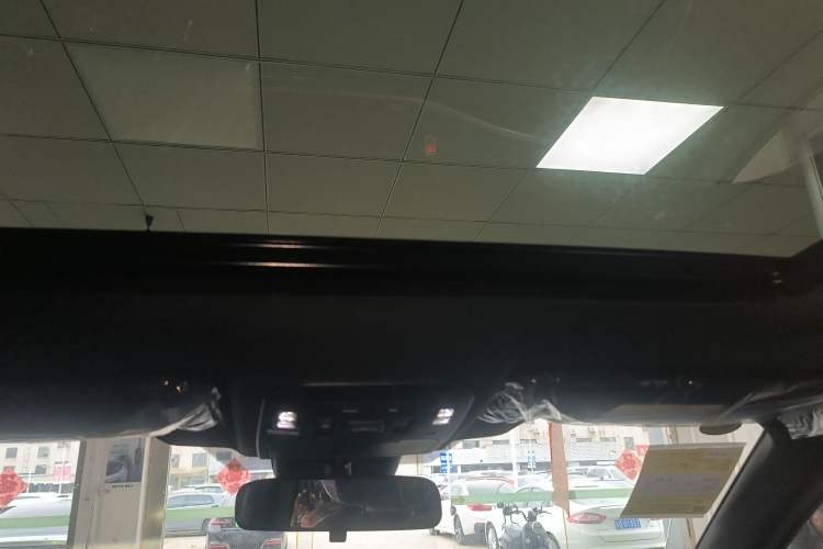 Used Toyota Crown Kluger 2026 Model 2.5L HEV All-Wheel-Drive Luxury Edition Headliner