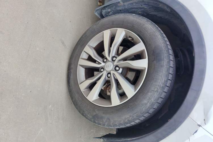 Used Geely Auto Emgrand X7 Sport 2016 1.8TD Automatic Smart Model
