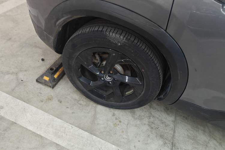 Used Citroen C5 AIRCROSS New Energy 2020 1.6T Four-Wheel Drive Plug-in Hybrid Luxury Model
