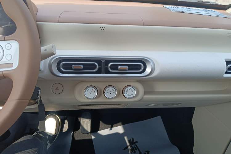 Used Wuling Hongguang MINIEV 2024 3rd Generation 215km Youth Edition