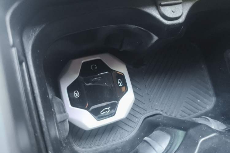 Used JETOUR Traveler 2025 2.0TD DCT XWD Cross-country Vehicle Key