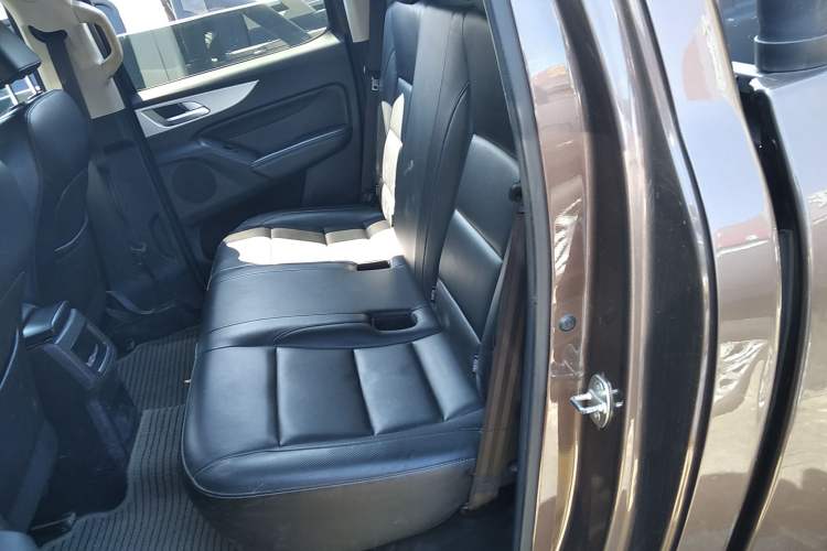 Used Great Wall Poer 2021 2.0T Commercial Version Automatic Diesel Two-Wheel Drive Elite Trim with Long Bed – GW4D20M
