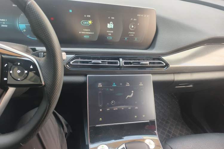 Used BAIC Beijing X7 2022 1.5TD DCT Trendy Edition
