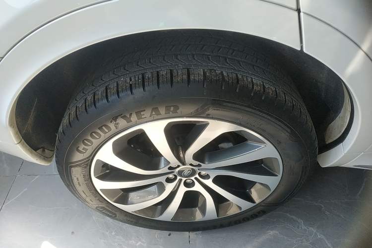 Used Land Rover Discovery Sport 2024 Performance Tech Edition