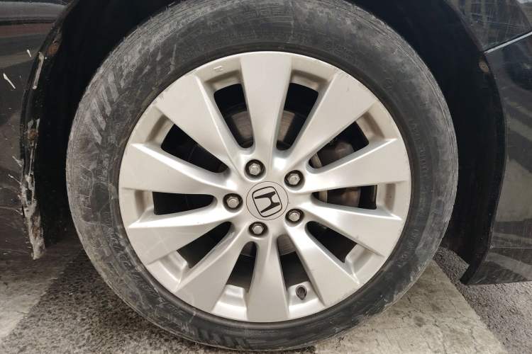 Used Honda Accord 2014 2.4L EX Luxury Edition Right Front Wheel Hub