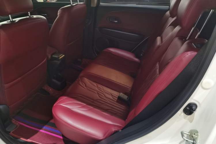 Used Honda Vezel 2020 1.5L CVT Pioneer Edition
