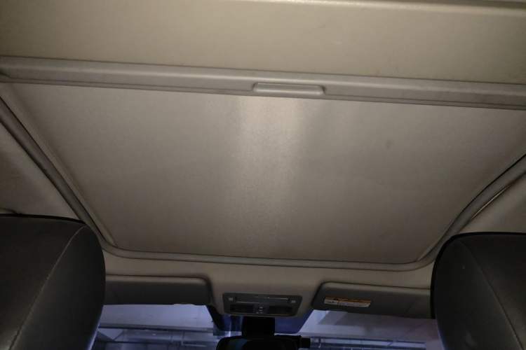 Used Renault Koleos 2013 2.5L 4x4 Comfort Edition Headliner