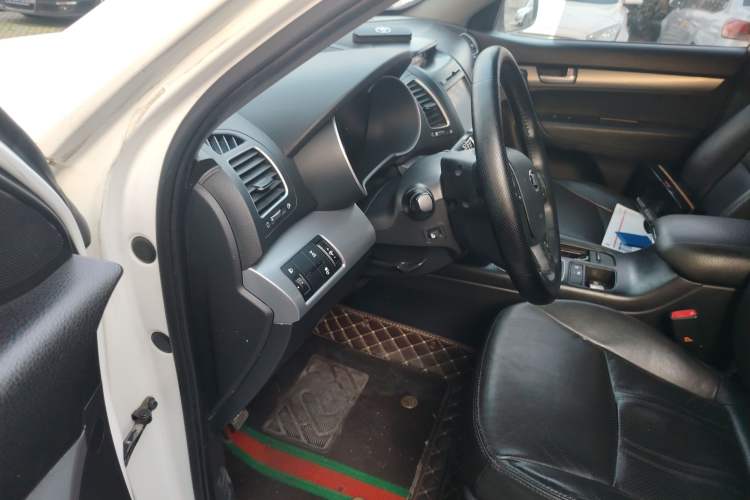 Used Kia Sorento 2013 2.4L 7-seat Gasoline Luxury Edition
