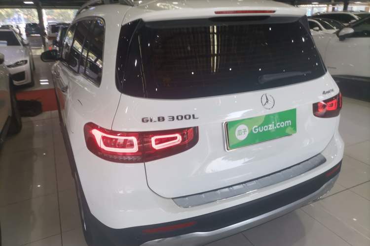 Used Mercedes-Benz GLB 2020 Facelift GLB 200 Fashion Edition
