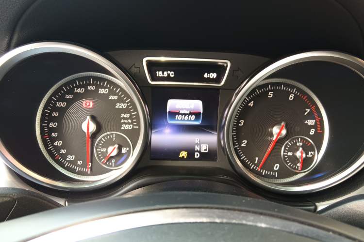 Used Mercedes-Benz GLE Coupe 2015 GLE 320 4MATIC Coupe SUV Instrument Cluster