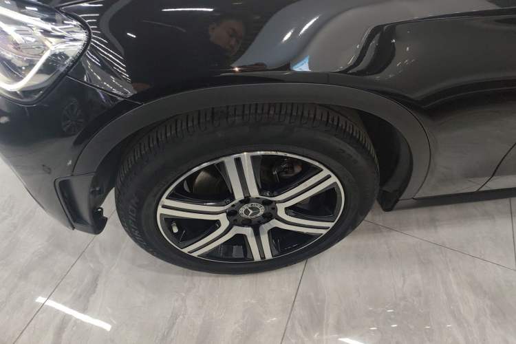 Used Mercedes-Benz GLC Coupe 2022 Refreshed GLC 260 4MATIC Coupe SUV Left Front Wheel Hub