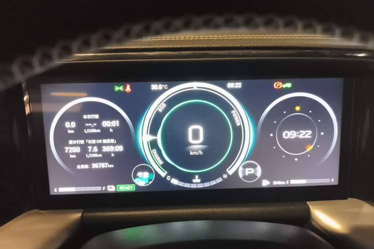 Used GAC Trumpchi GS8 2022 Dual-Engine Series 2.0TM Two-Wheel Drive Prestige Edition (7 Seats)
