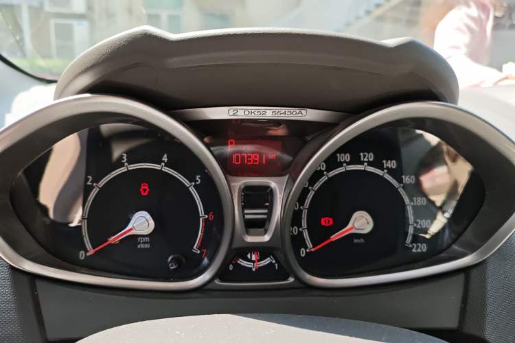 Used Ford Fiesta 2011 Hatchback 1.5L Automatic Fashion Edition
