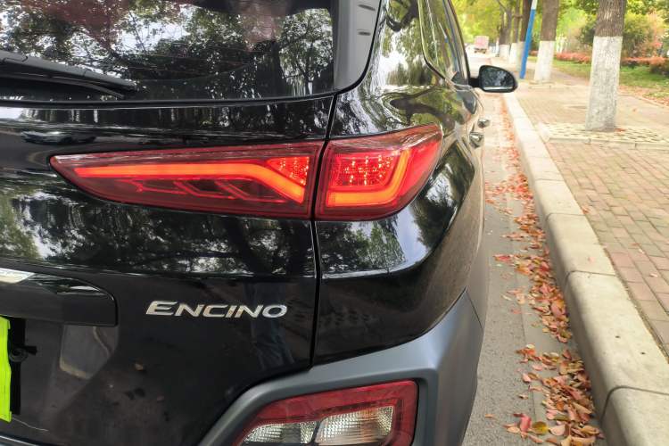 Used Hyundai ENCINO 2018 1.6T Dual-Clutch ZhiPao Edition China V Standard Right Rear Taillight