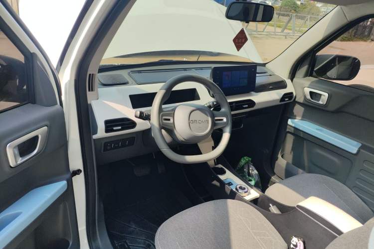 Used Geely Galaxy Panda 2024 Panda Mini 200km Endurance Bear