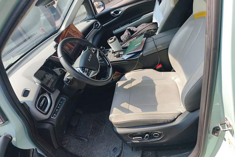 Used AION V 2021 Plus 70 Smart Edition Lithium Iron Phosphate