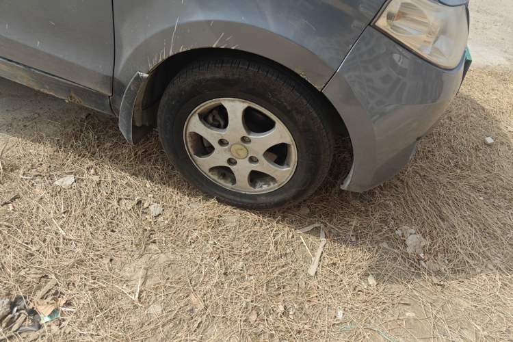 Used Wuling Hongguang 2013 1.5L Base Version
