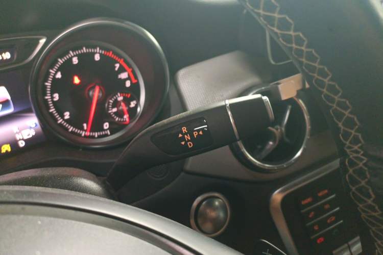 Used Mercedes-Benz CLA 2018 CLA 200 Style Edition Gear Lever