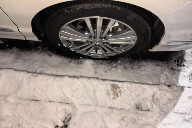 Used Honda Elysion 2016 2.4L Style Edition
