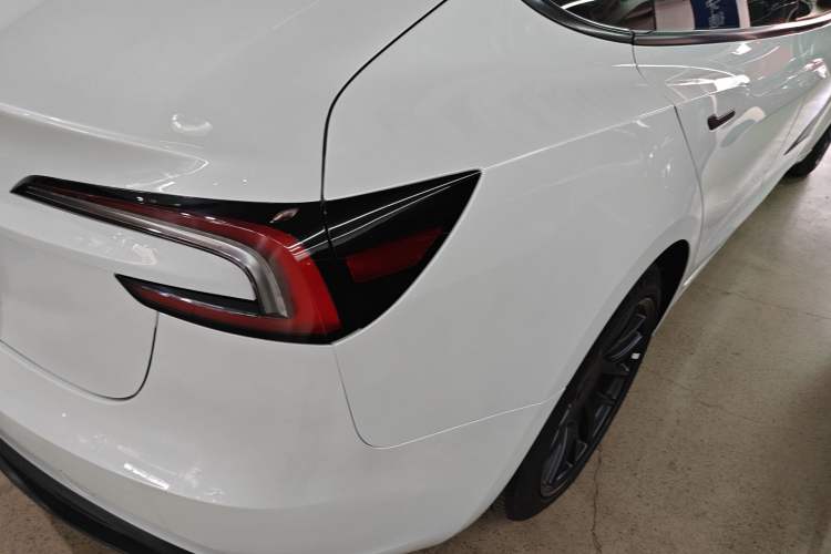 Used Tesla Model 3 2023 Long-Range All-Wheel-Drive Version