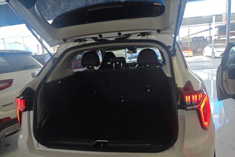 Used Lynk & Co 01 2018 2.0T Two-Wheel-Drive + Version