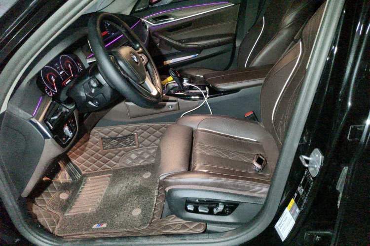 Used BMW 5 Series New Energy 2019 Updated 530Le Pioneer Edition
