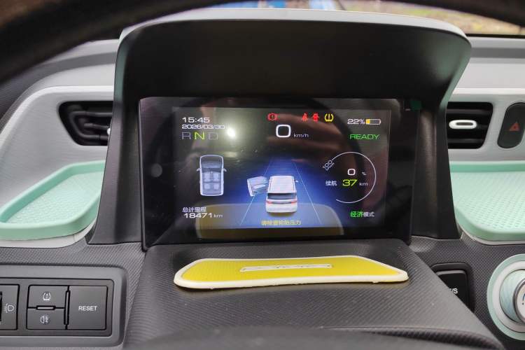 Used Wuling Hongguang MINIEV 2022 Macaron Premium Model – Lithium Iron Phosphate Instrument Cluster