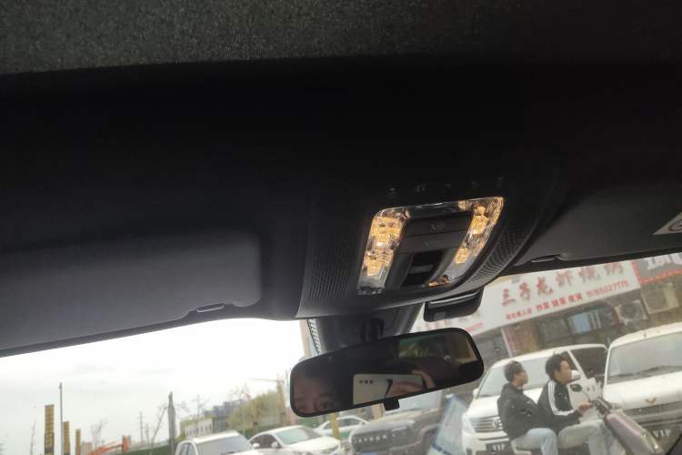 Used Mercedes-Benz GLB 2023 GLB 220 Fashion Model Headliner