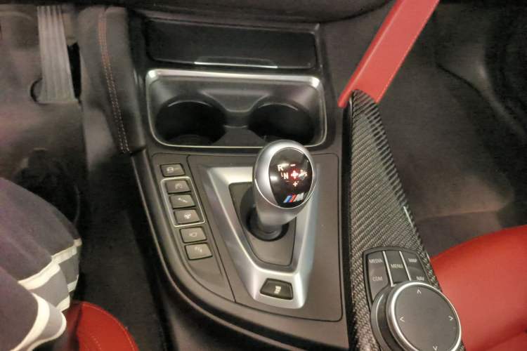 Used BMW M4 2019 M4 Coupe Shadow Edition Gear Lever
