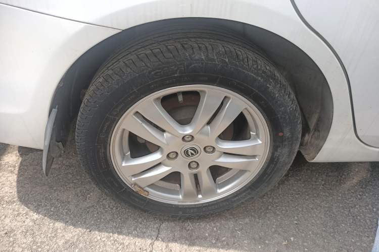 Used CHANGAN Alsvin V5 2012 1.5L Manual Dream Edition Right Rear Wheel Hub
